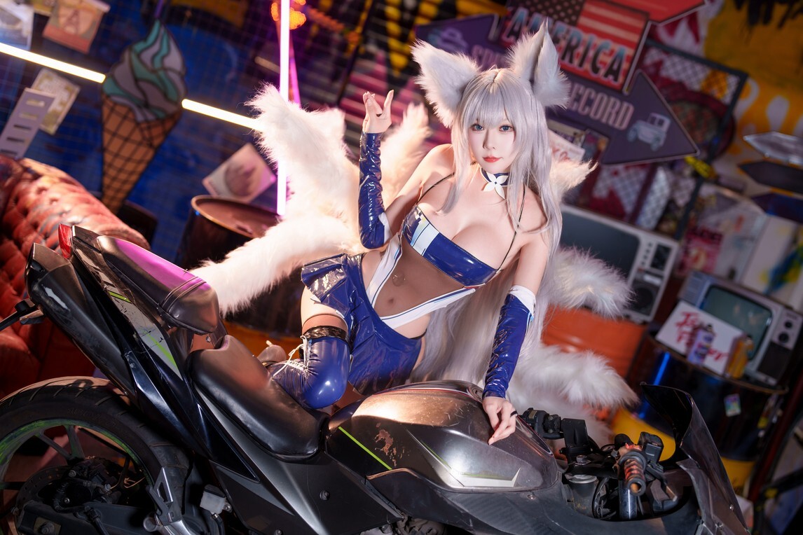 香草喵露露 – 2025年01月舰长 信浓赛车 [12P1V-1.15GB]