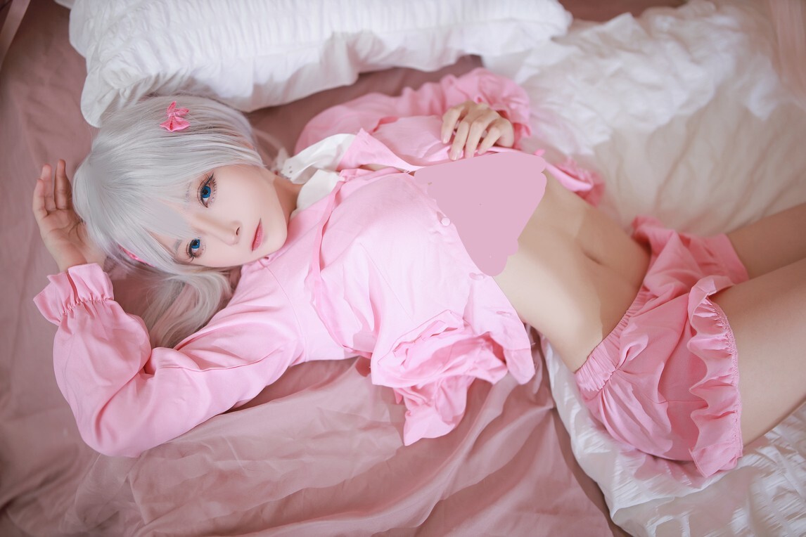 是三不是世w - 纱雾 埃罗芒睡衣 [27P-449MB]