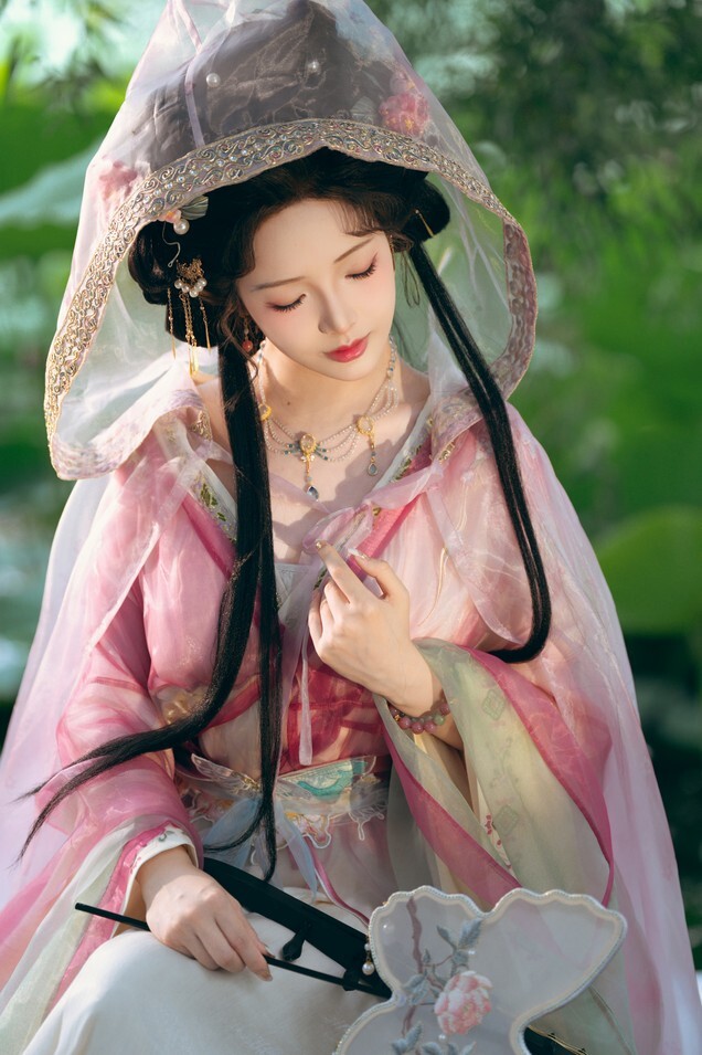 雯妹不讲道理 - 祝您中秋快乐owo [20P-156MB]