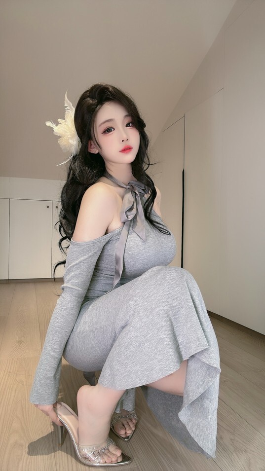 miko酱ww - 2025年04月订阅 [158P-762MB]