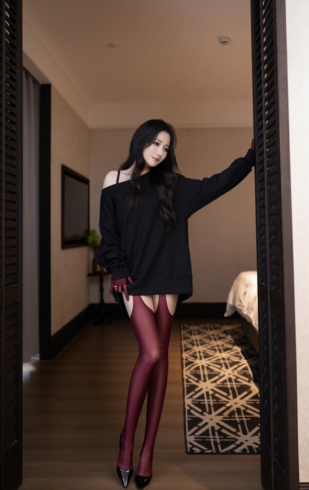 鱼子酱Fish - 红与黑 [120P-1.38GB]