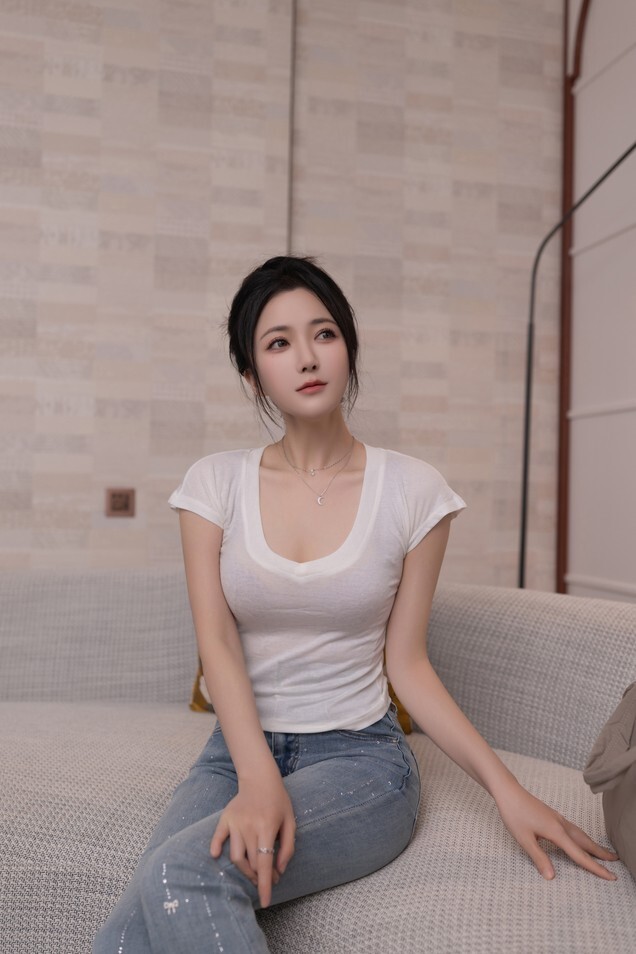 鱼子酱Fish - 借宿 [120P-921MB]