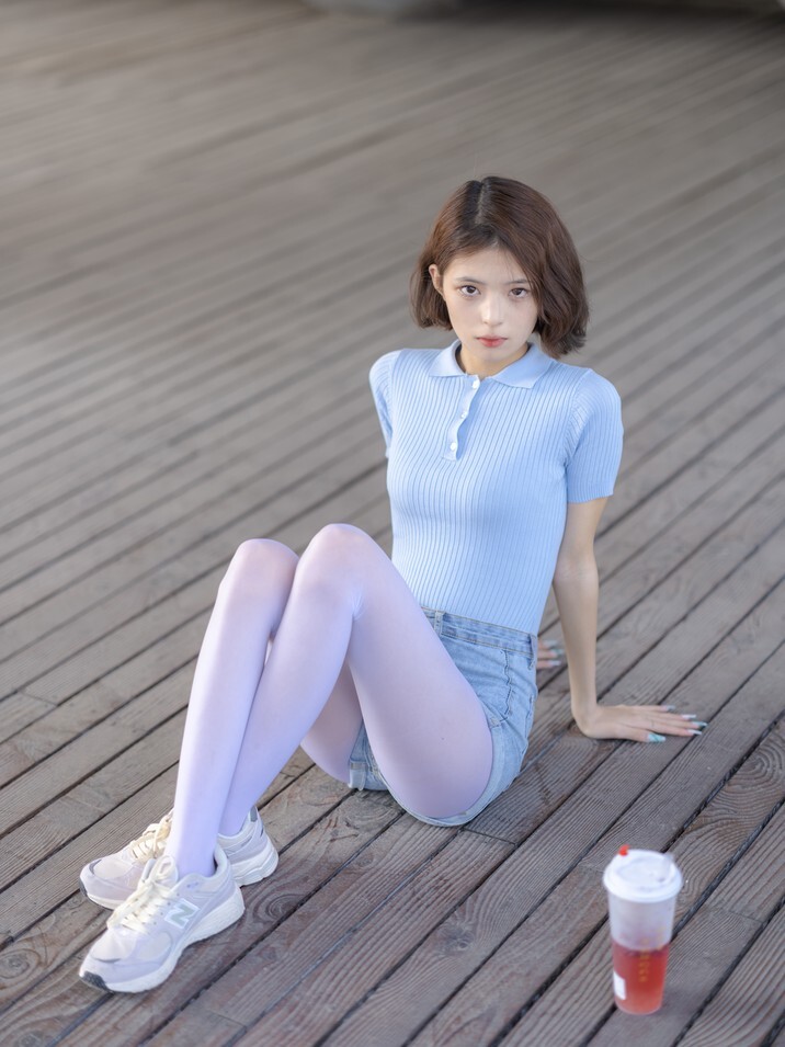 森萝财团 - 媛媛 001 试拍 白丝 15D 超薄 超密植绒 [59P1V-3.20GB]