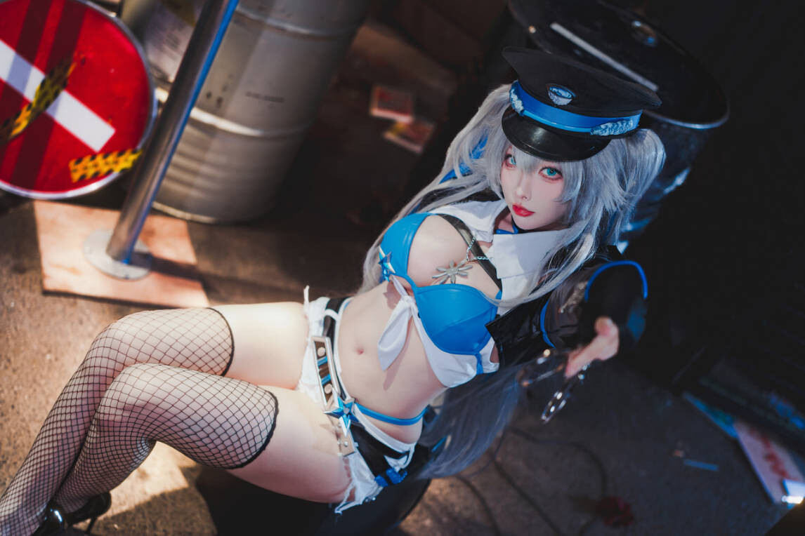 宮本桜 – 交错战线 刃齿女警 [22P-380MB]