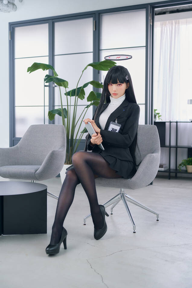 ElyEE子 -  【Tsukatsuki Rio】調月莉音 [26P-48.0MB]