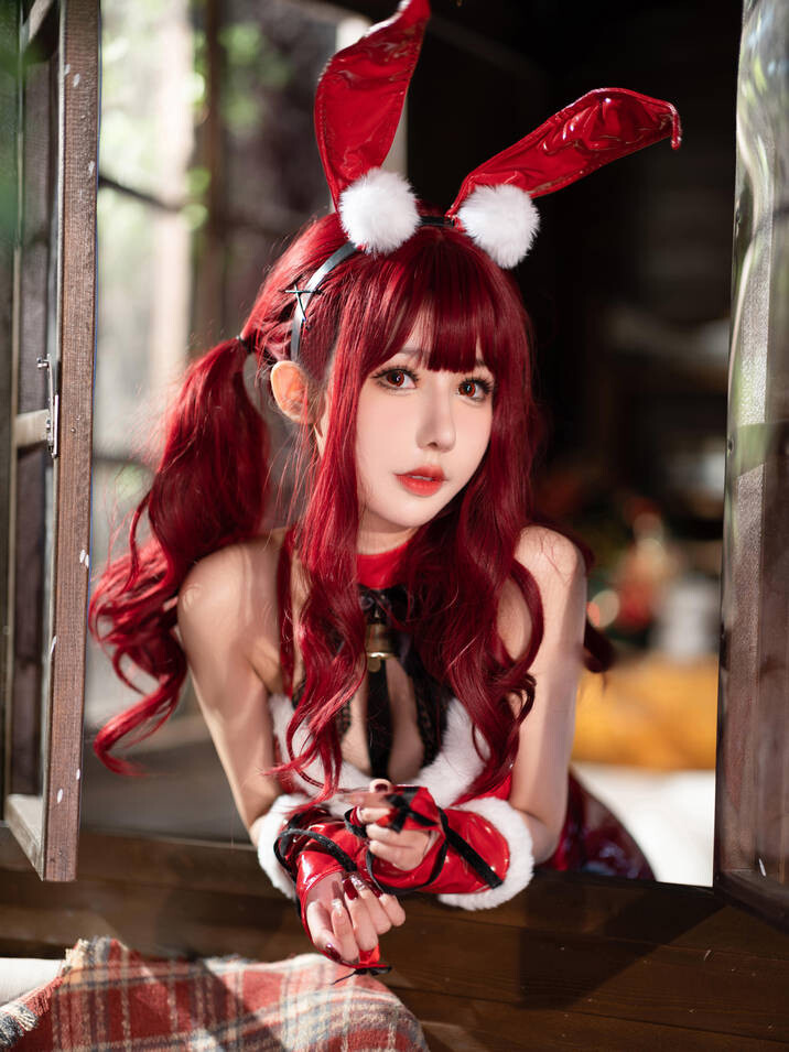 仙女月 – 红色圣诞兔 [32P-840MB]