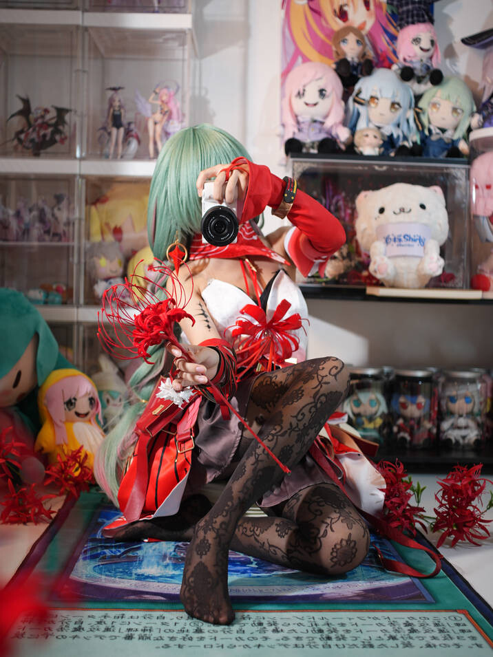 白栎Shirly - 鸣潮 弗洛洛 [130P25V-6.97GB]