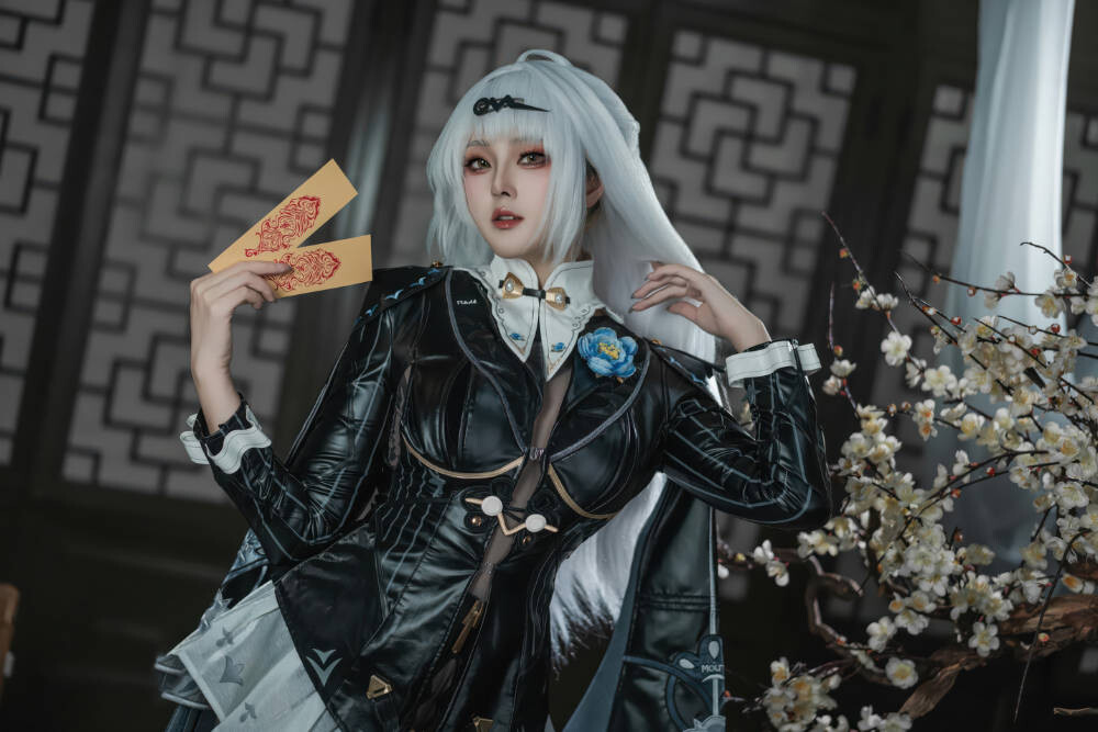 Natsuko夏夏子 – 仪玄 墨形影踪 [86P-558MB]