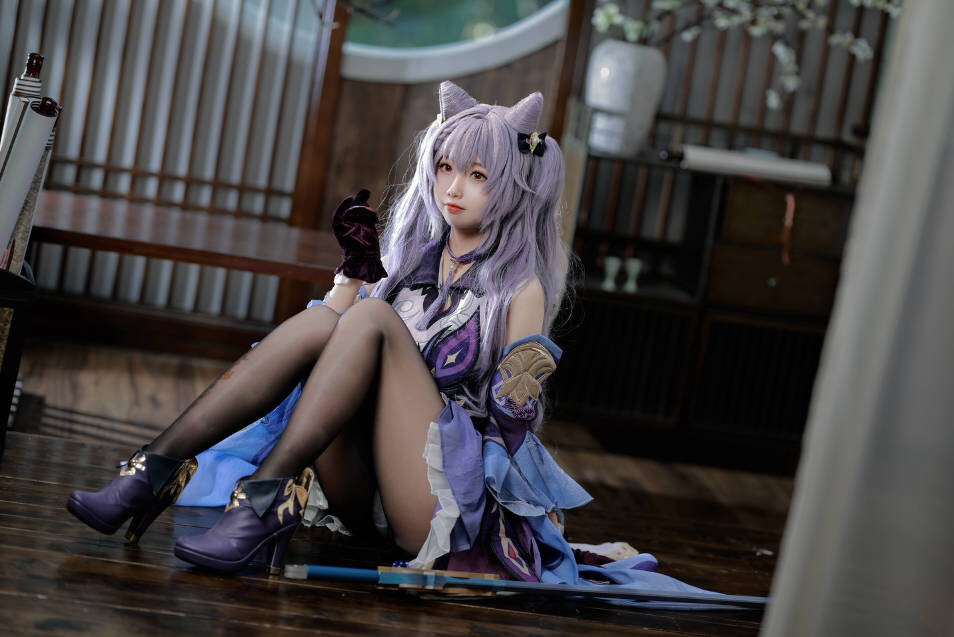 雪琪SAMA – 刻晴·绝对领域的破痕 [50P1V-3.27GB]