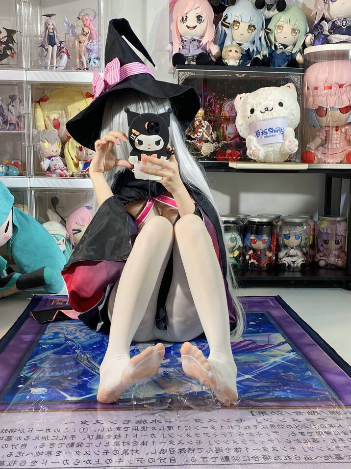 白栎Shirly – 宁宁魔女 下 [64P12V-3.29GB]