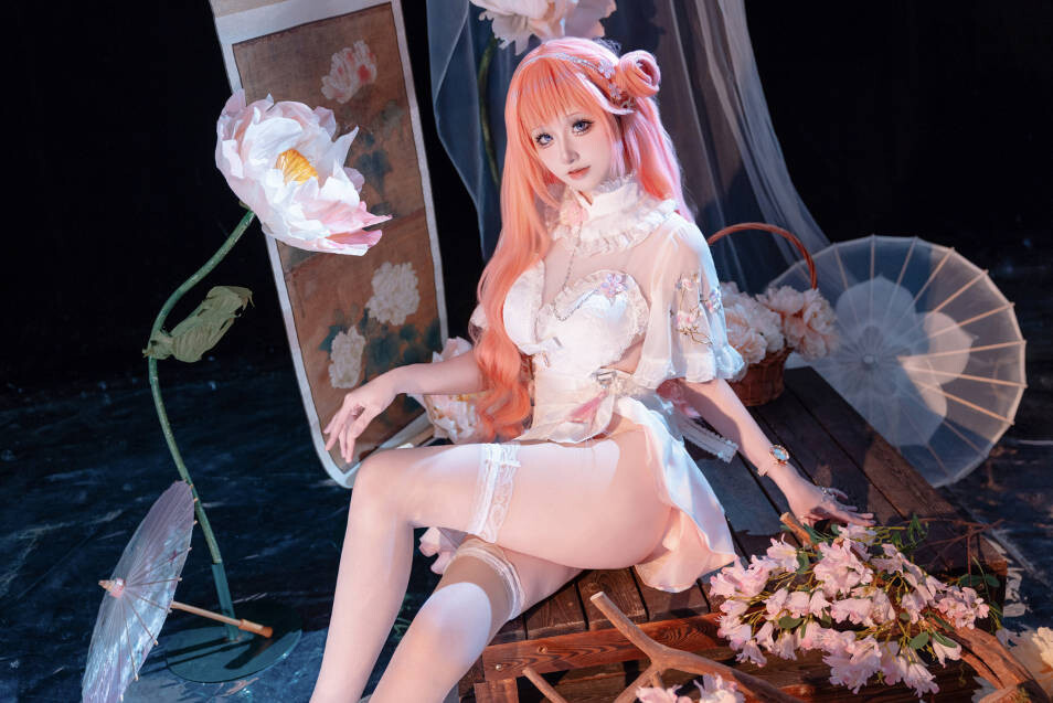 十悲伤小木十 – 桃乐丝·宴桃源 [20P-736MB]